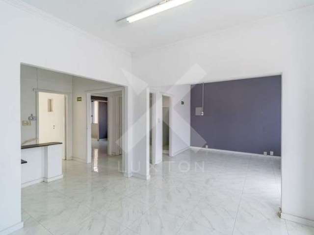 Sala comercial para alugar na Avenida Benjamin Constant, 1809, Floresta, Porto Alegre por R$ 4.000