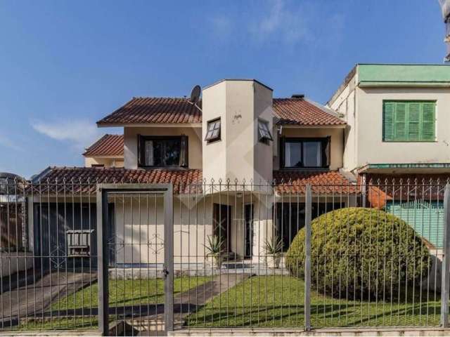 Casa com 4 quartos à venda na Rua Dom Diogo de Souza, 180, Cristo Redentor, Porto Alegre por R$ 850.000