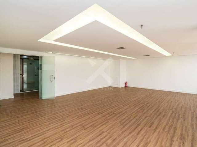 Sala comercial para alugar na Rua dos Andradas, 1001, Centro Histórico, Porto Alegre por R$ 7.500