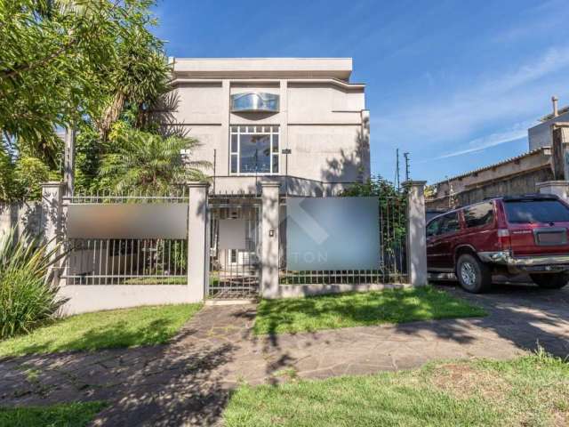 Casa comercial para alugar na Rua João Berutti, 118, Chácara das Pedras, Porto Alegre por R$ 15.000