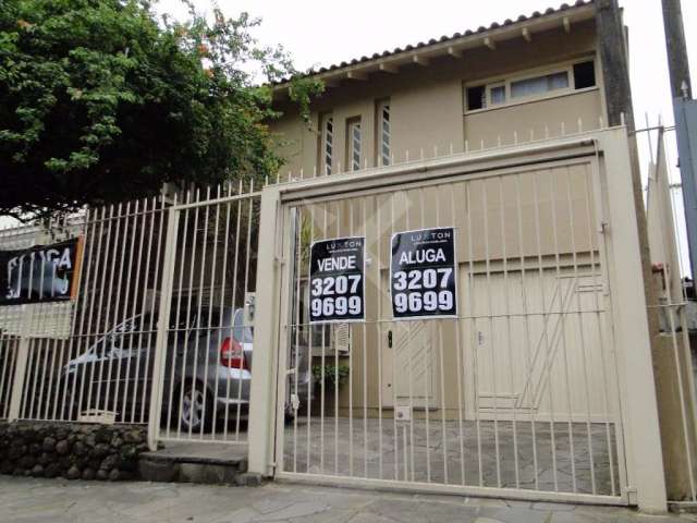 Casa com 4 quartos à venda na Rua Acélio Daudt, 123, Passo da Areia, Porto Alegre por R$ 1.500.000