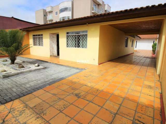 Casa 03 quartos, com edícula, terreno 408m²