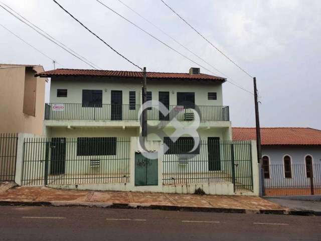 Sobrado com 3 dormitórios à venda, 170 m² por R$ 649.000,00 - Centro - Ibiporã/PR