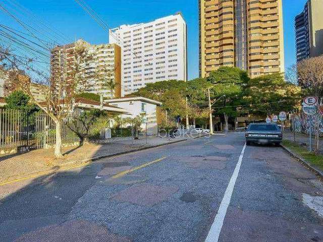 Casa comercial ao lado da praça da ucrânia!