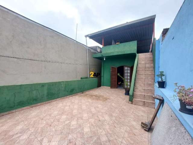 Casa com 3 quartos à venda na Sinésio Henrique Pedreira, 28, Parque Marabá, Taboão da Serra por R$ 477.000