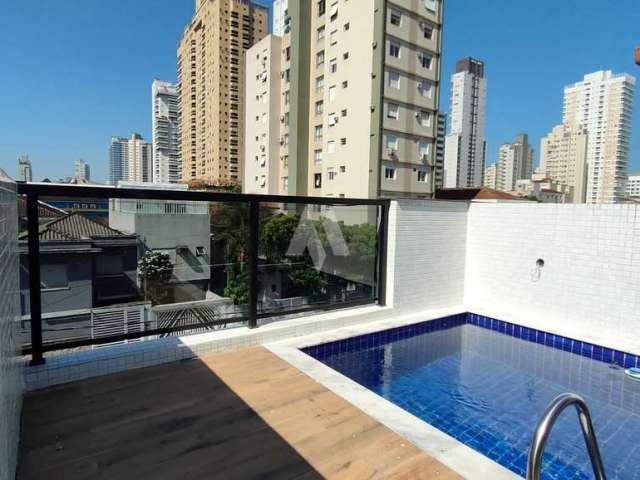 Casas Sobrepostas Duplex com 03 suítes e Piscina