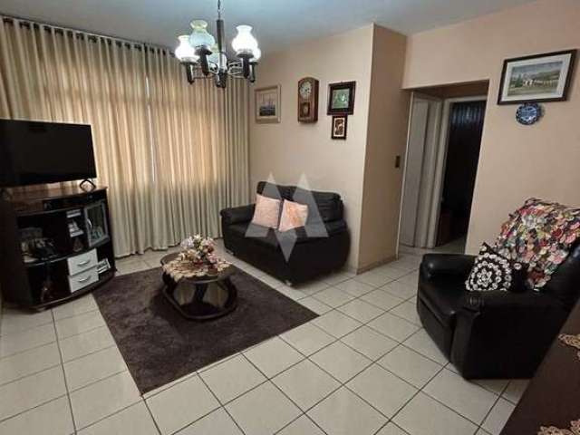 Oportunidade de Apartamento com 2 dormitórios espaçosos, em excelente localização no bairro do Embaré,84m², elevador, garagem e com baixo valor de condomínio!