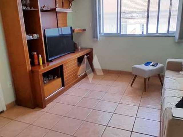 Apartamento no Gonzaga - com 02 quartos