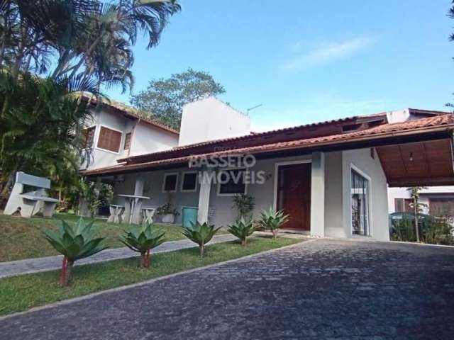 Casa em condomínio fechado com 6 quartos à venda na Avenida Luiz Boiteux Piazza, 3772, Cachoeira do Bom Jesus, Florianópolis por R$ 2.600.000