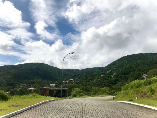 Terreno em condomínio fechado à venda na Rua Rodrigo Rampinelli Jeremias, 172, Itacorubi, Florianópolis por R$ 1.256.000