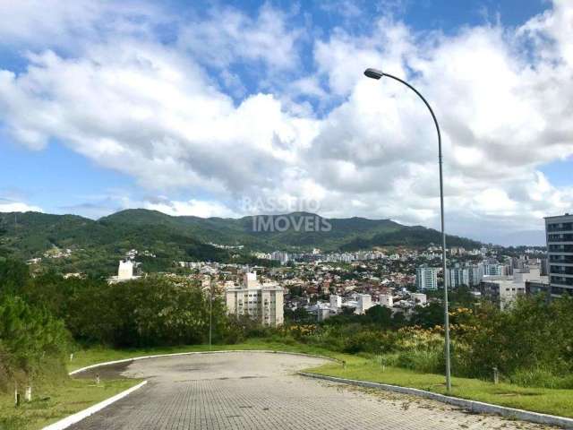 Terreno em condomínio fechado à venda na Rua Rodrigo Rampinelli Jeremias, 172, Itacorubi, Florianópolis por R$ 1.074.000