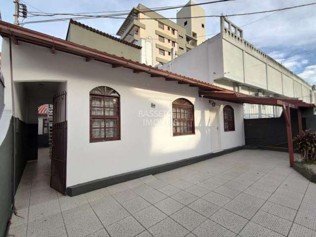 Casa com 7 quartos à venda na Francisco Ocampo More, 89, Saco dos Limões, Florianópolis por R$ 850.000