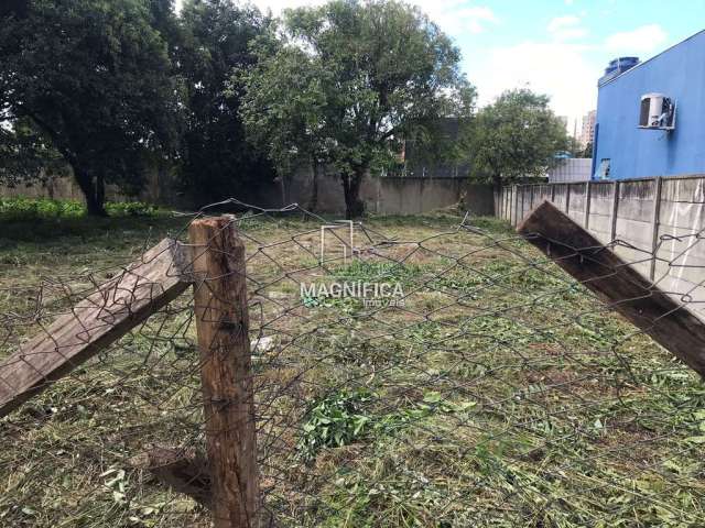 Terreno à venda na Rua Orlando Albino Von der Osten, 1547, Novo Mundo, Curitiba por R$ 700.000