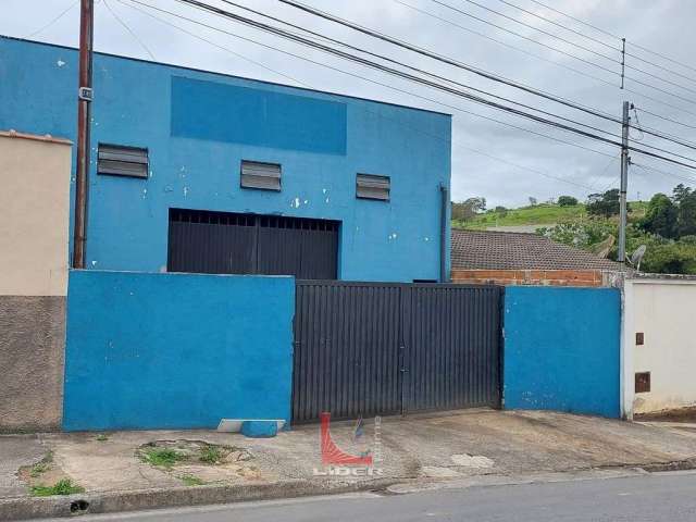 Galpão no Tanque do Moinho, em Bragança Pau