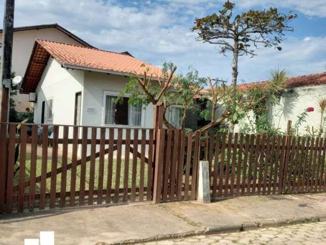 Casa com 3 quartos à venda no Itaguaçu, São Francisco do Sul , 70 m2 por R$ 590.000