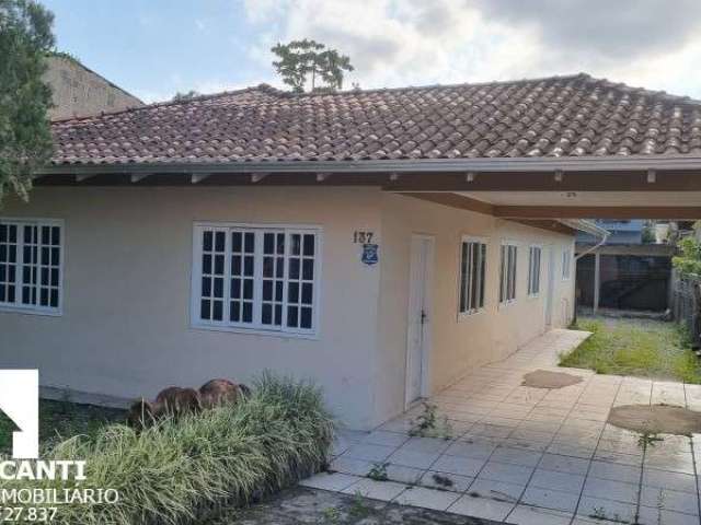 Casa com 4 quartos à venda no Nova Brasília, Joinville  por R$ 490.000