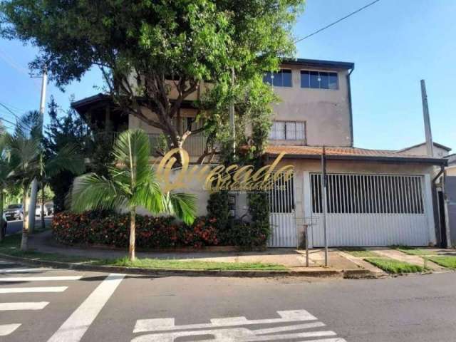 Sobrado à venda, 4 casas, 2 quartos cada, 5 vagas, quintal, Jardim Regina, Indaiatuba