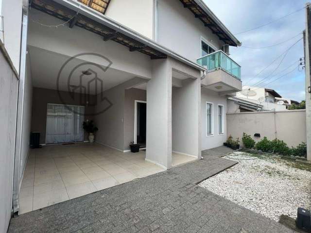 Casa com 3 quartos à venda na Rua Brasilia, 61, Centro, Penha por R$ 1.500.000