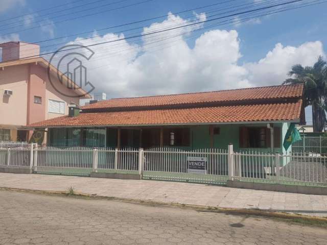 Casa com 5 quartos à venda na Rua Eurico Krobel, 320, Gravata, Navegantes por R$ 790.000