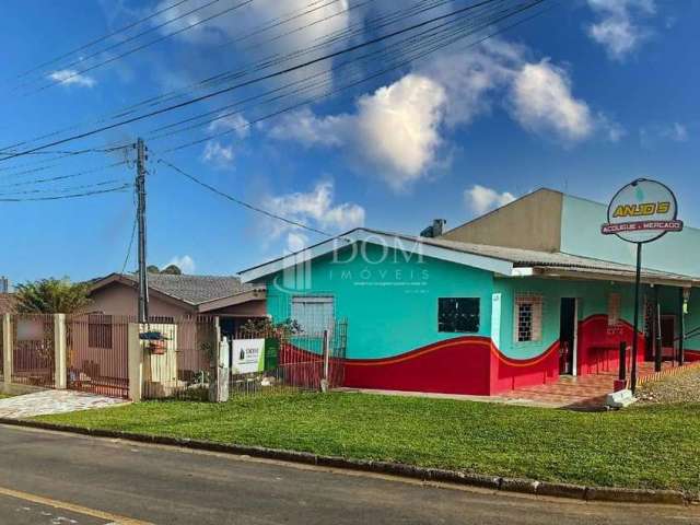 Casa e mercearia á venda no alto da xv