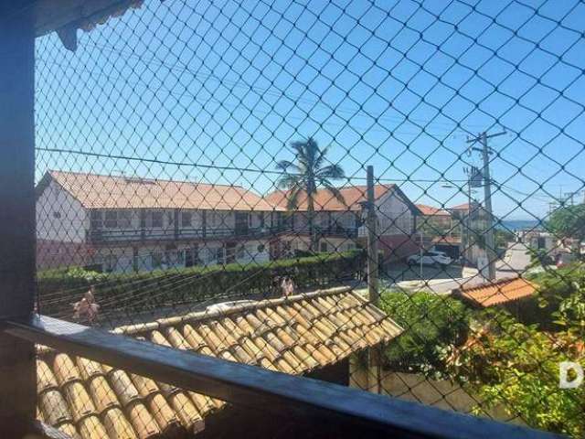 Peró - Cabo Frio/RJ – Casa na esquina da Praia, mobiliada, decorada e montada