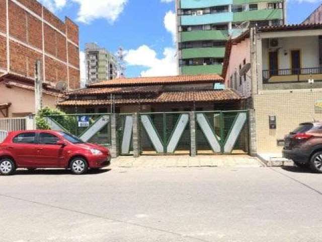 Casa em Ponto Central  -  Feira de Santana