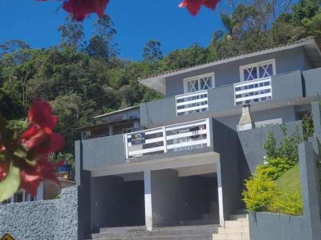 Casa para Venda em Florianópolis, centro, 3 dormitórios, 1 banheiro, 1 vaga