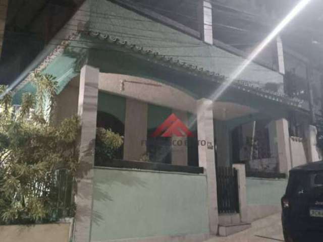 Casa com 2 dormitórios à venda por R$ 395.000,00 - Sete Pontes - São Gonçalo/RJ