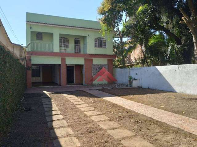 Casa com 5 dormitórios à venda, 270 m² por R$ 550.000,00 - Patronato - São Gonçalo/RJ