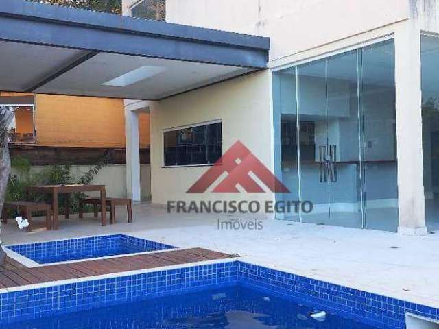 Casa com 4 quartos, 3 suítes à venda, 294m por 790.000 - Sape - Niterói - RJ