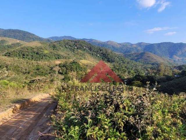 Área à venda, 312978 m por 1.400.000 - Faraó de Cima - Cachoeiras de Macacu - RJ