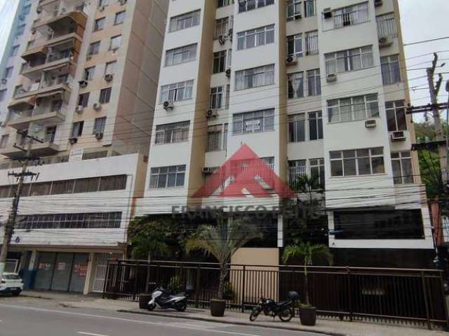 Apartamento 2 quartos no Centro