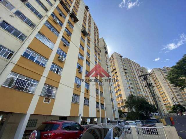 Apartamento com 2 dormitórios para alugar, 55 m² por R$ 2.154,72/mês - Centro - Niterói/RJ