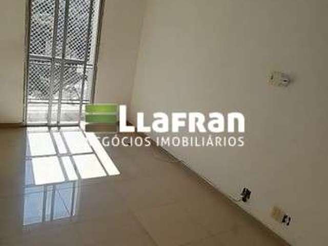 Apartamento de 2 dormitórios Vila das Belezas