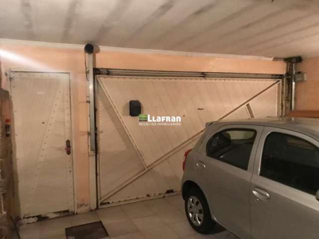 Casa de 235 m² e 03 dormitórios no Jabaquara