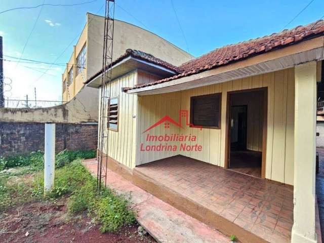 Casa com 3 dormitórios para alugar, 80 m² por R$ 980,00/mês - Centro - Londrina/PR