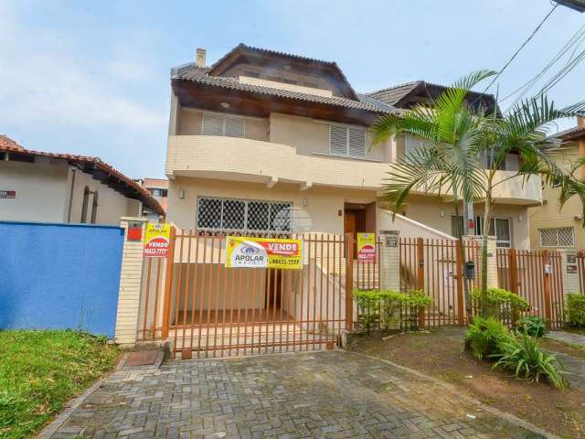 Casa com 3 quartos à venda na Rua México, 1310, Jardim Social, Curitiba, 259 m2 por R$ 1.100.000