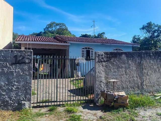 Casa com 2 quartos à venda na Rua Porto União, 125, Jardim Apucarana, Almirante Tamandaré, 80 m2 por R$ 299.000