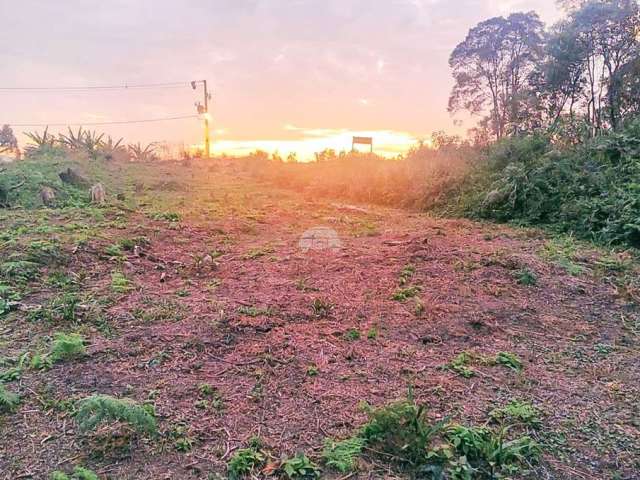 Terreno à venda na Rua do Jacarandá, 14, Parque do Embu, Colombo por R$ 450.000