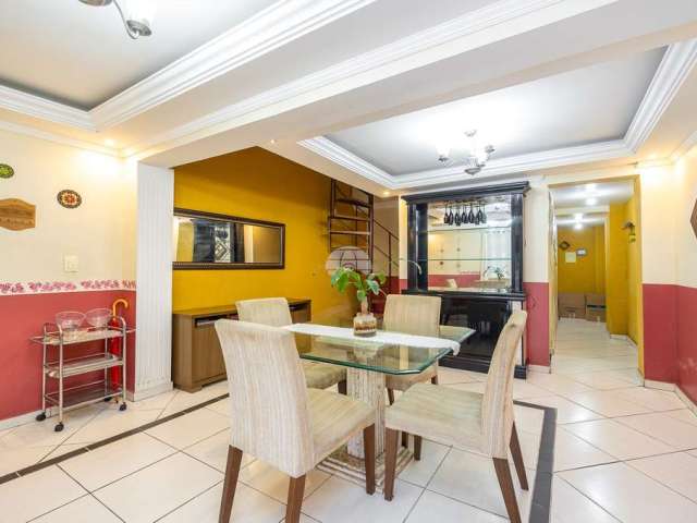 Casa com 5 quartos à venda na Rua Bernado Martini, 147, Costeira, Araucária, 209 m2 por R$ 750.000