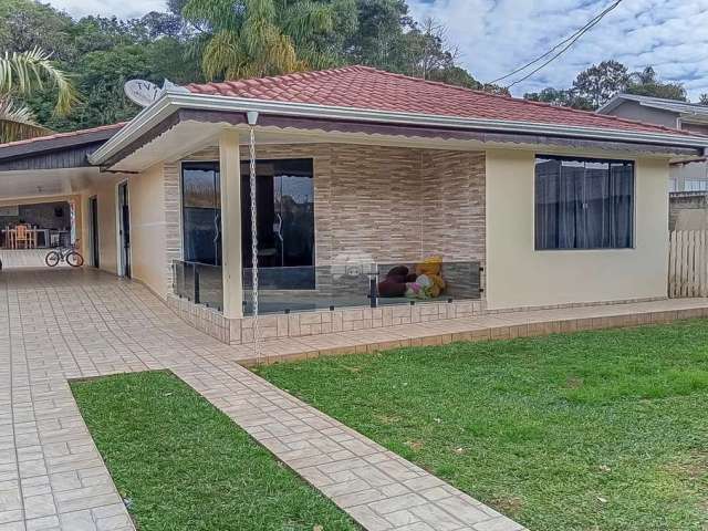 Casa com 3 quartos à venda na Rua José de Sá Ribas, Centro, Quitandinha, 270 m2 por R$ 410.000