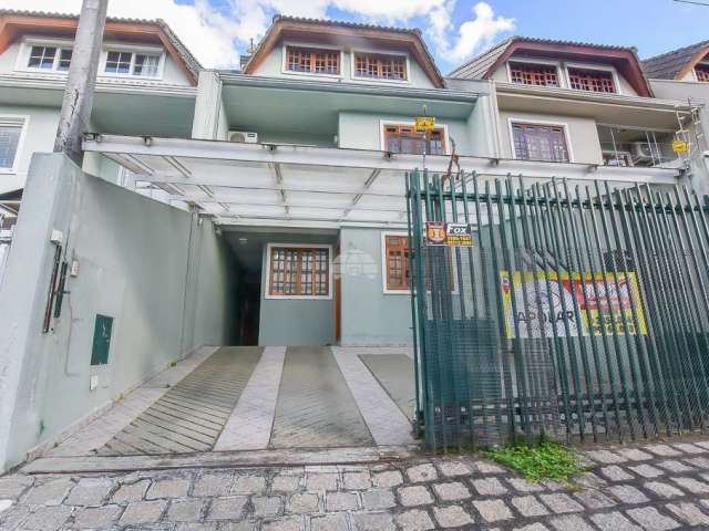 Casa com 4 quartos à venda na Rua Vicente Geronasso, 24, Boa Vista, Curitiba, 155 m2 por R$ 690.000