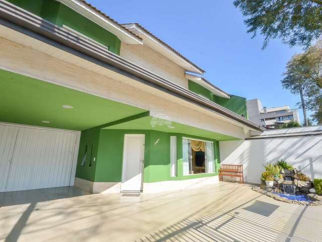 Casa com 3 quartos à venda na Rua Eduardo Geronasso, 1434, Bacacheri, Curitiba, 394 m2 por R$ 1.690.000