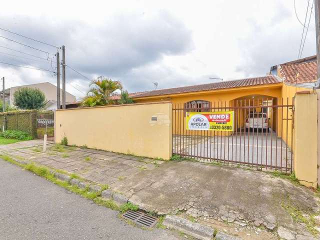 Casa com 3 quartos à venda na Rua Ettore Zanlorenzi, 74, São Braz, Curitiba, 200 m2 por R$ 680.000