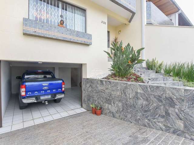 Casa com 3 quartos à venda na Rua Francisco Mota Machado, 236, Capão da Imbuia, Curitiba, 206 m2 por R$ 1.250.000