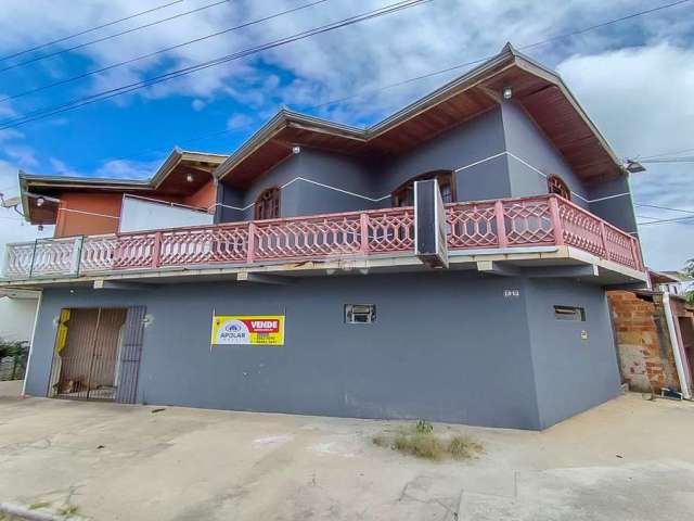 Casa com 3 quartos à venda na Rua José de Alencar, 1052, Maracanã, Colombo, 270 m2 por R$ 330.000