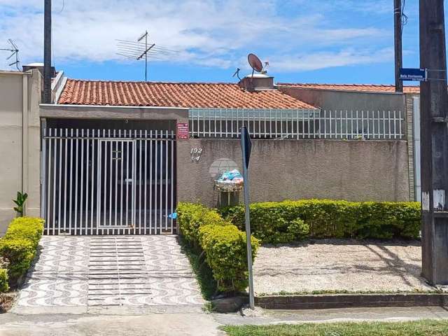 Casa com 3 quartos à venda na Rua Belo Horizonte, 192, Vila Santa Helena, Colombo, 64 m2 por R$ 300.000