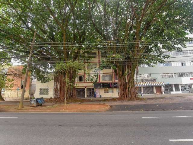 Casa comercial com 4 salas à venda na Rua Desembargador Motta, 2898, Centro, Curitiba, 69 m2 por R$ 540.000