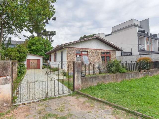 Terreno à venda na Rua Tenente Tito Teixeira de Castro, 2123, Boqueirão, Curitiba, 783 m2 por R$ 970.000