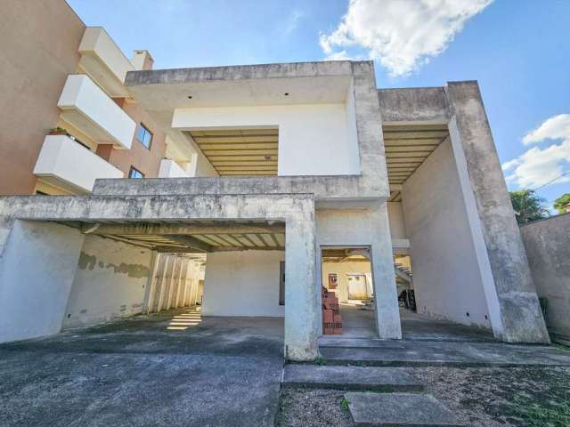 Casa com 4 quartos à venda na RUA ADAO KOBOSKI, 1130, Afonso Pena, São José dos Pinhais, 236 m2 por R$ 750.000